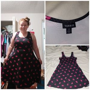 Torrid Size 2 Kisses Dress